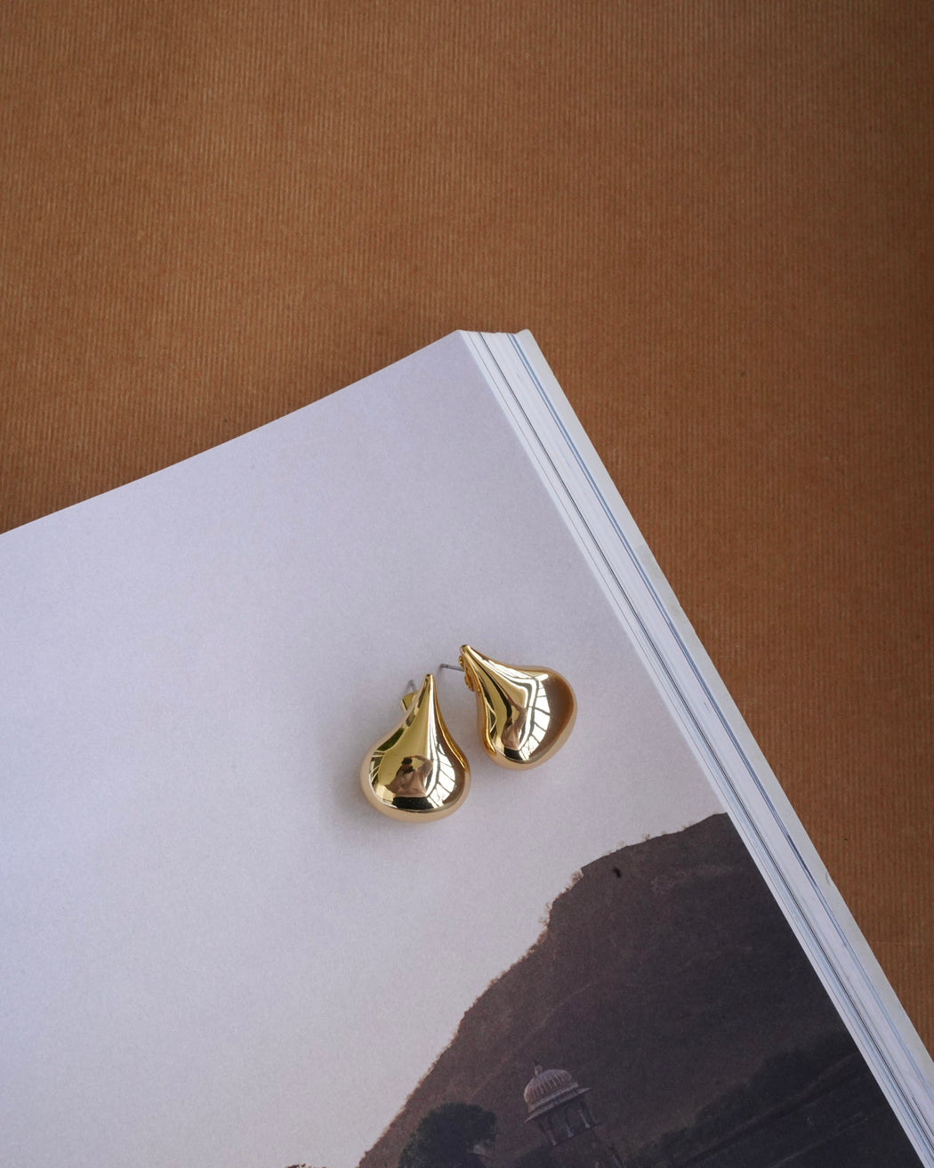 Alia Droplet Statement Studs